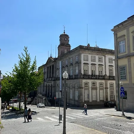 New Legend Apartment